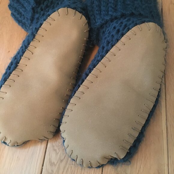 Cozy Teal Large Knit Fleecy Lined Reading Socks - Picture 6 of 11